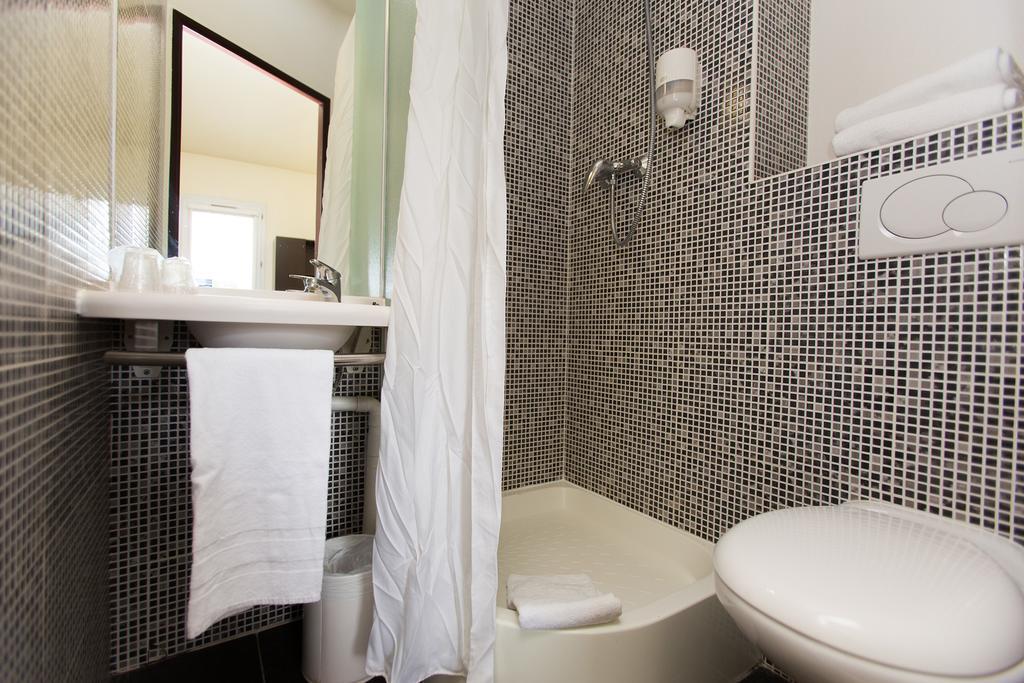 Hotel Akena Creil - Clermont Agnetz ภายนอก รูปภาพ