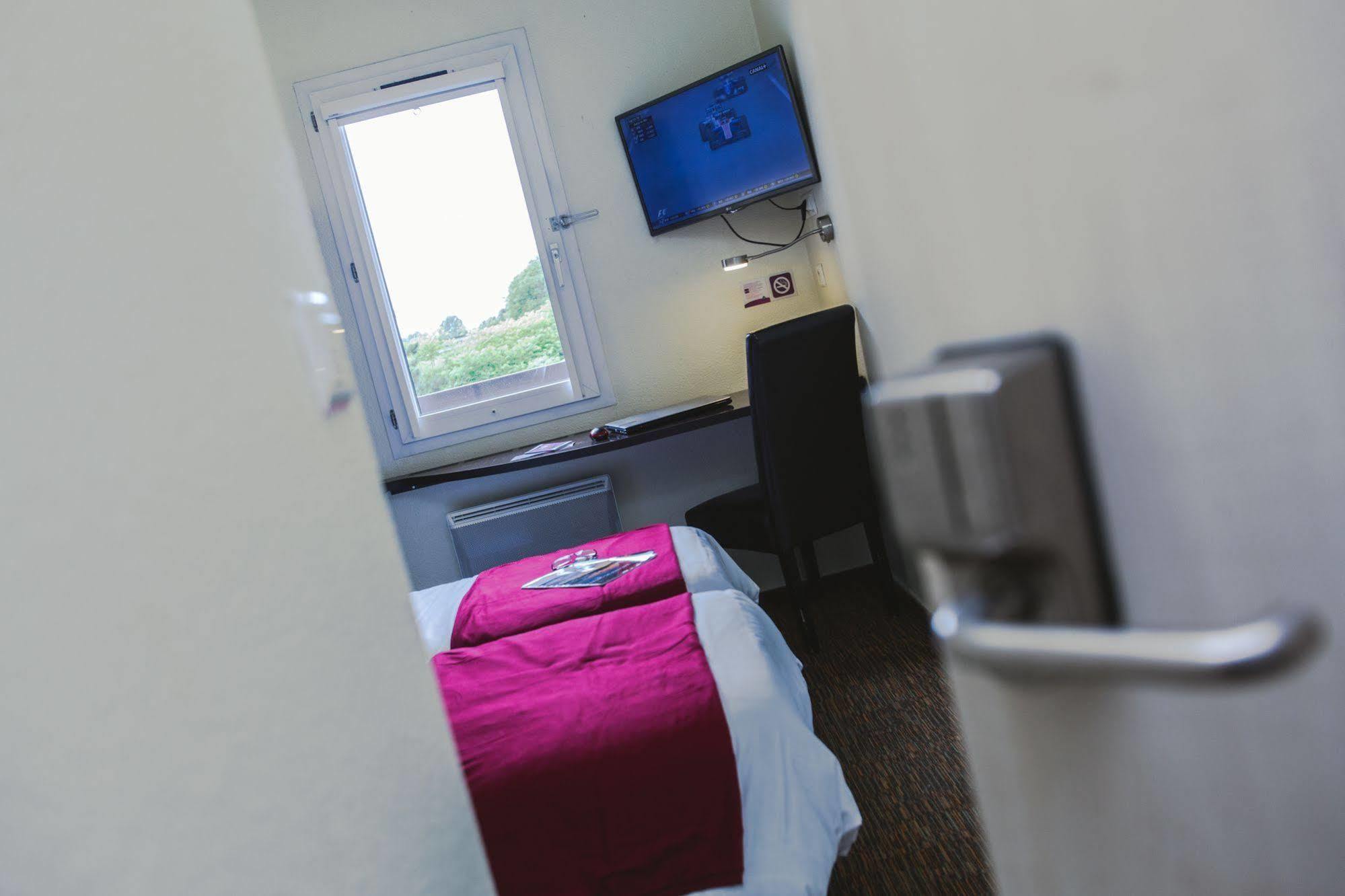 Hotel Akena Creil - Clermont Agnetz ภายนอก รูปภาพ